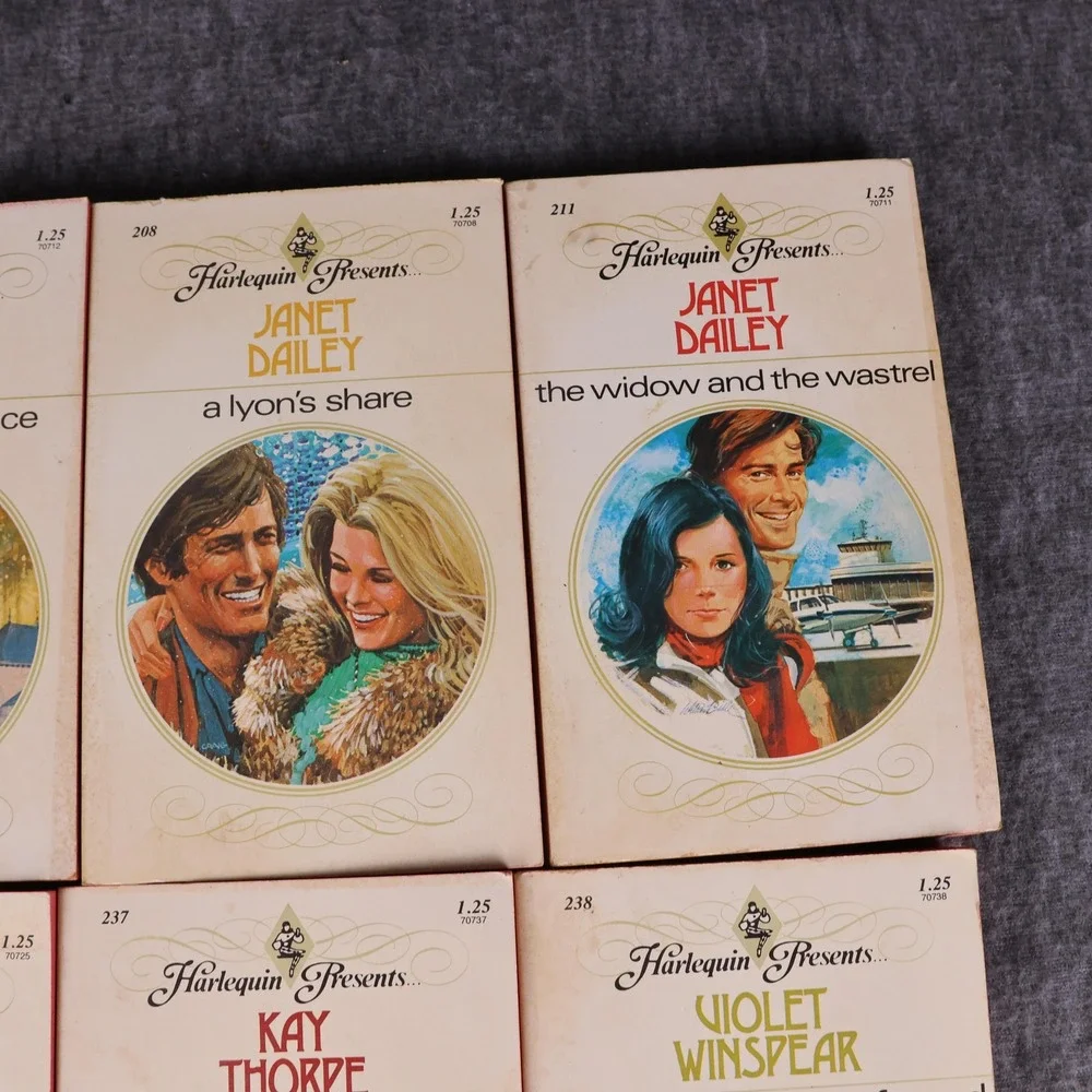 Vintage 1970s Harlequin Presents 7 PB Romance Novels Lot Dailey Kidd Thorpe